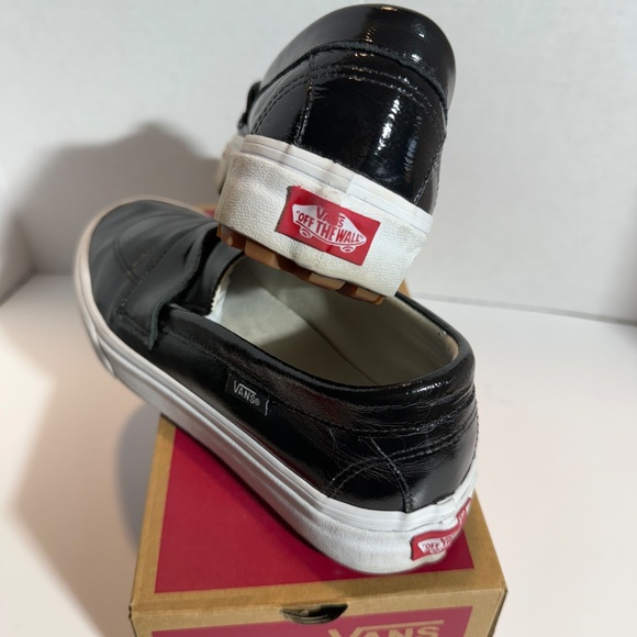Vans Style 53 DX patent Leather Slip-on Sneaker - Picture 4 of 5